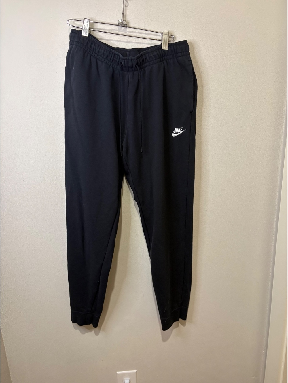 Nike Men's Black Sweatpants Jogger Style Medium Size